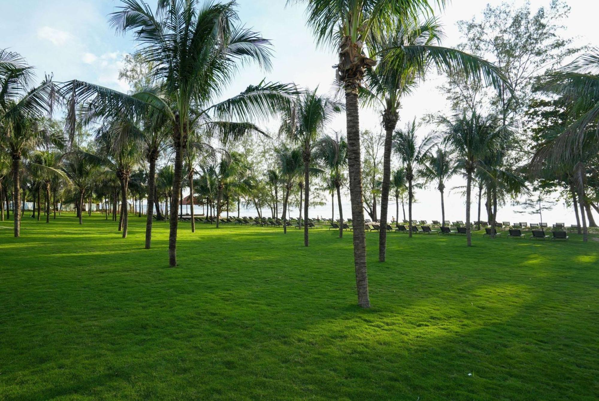 Wyndham Garden Grandworld Phu Quoc Hotel Екстериор снимка